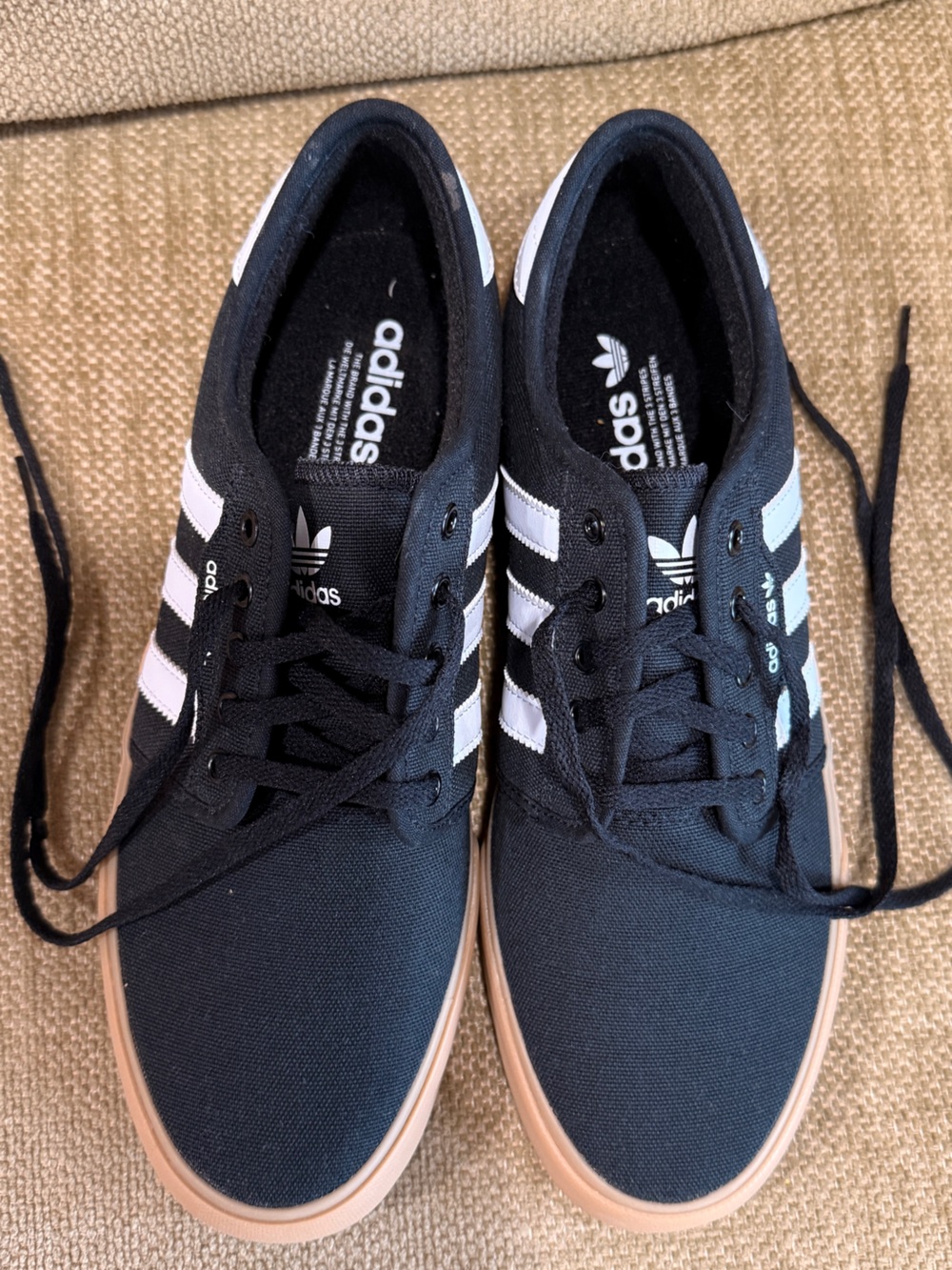 NWT adidas Men’s Black & White Sneakers with Gum Sole - Picture 4 of 7